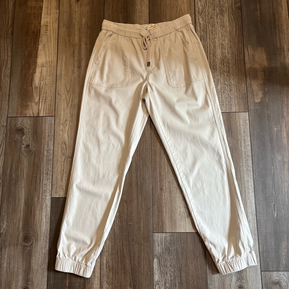 C&C California Light Khaki Joggers Size Small